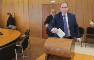 Flavio Cera, confermato alla presidenza della prima commissione.