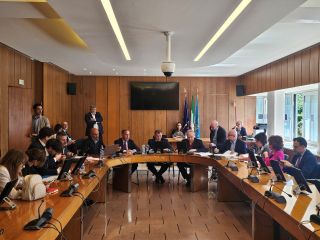 riunione della IV commissione su due pl per debiti fuori bilancio