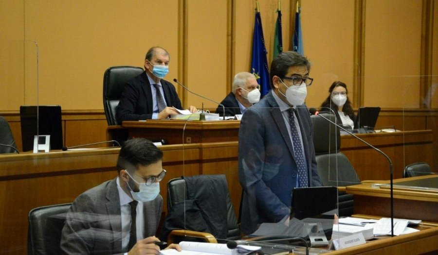 L'assessore D'Amato durante i lavori per l'approvazione della legge sull'Azienda Lazio.0.
