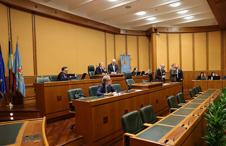 Presidenza aula Consiglio