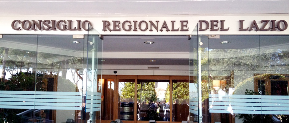 L'ingresso della sede del Consiglio regionale.
